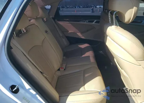 2015 Hyundai Genesis 3.8L z USA, uszkodzony, nr VIN KMHGN4JE8FU047792